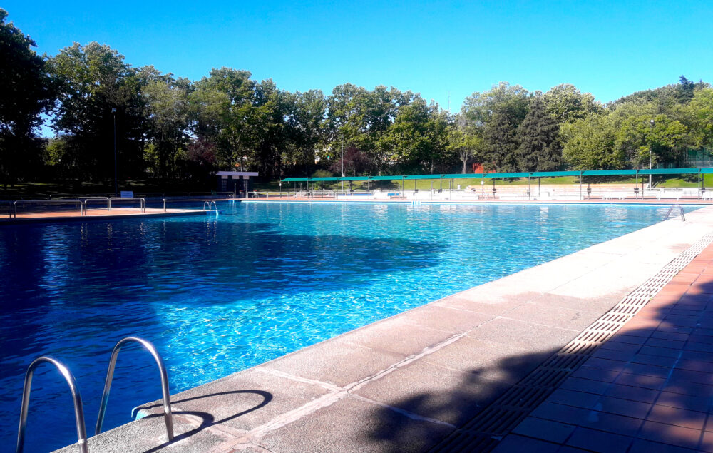 Piscina municipal de San Blas Canillejas en el CMD San Blas