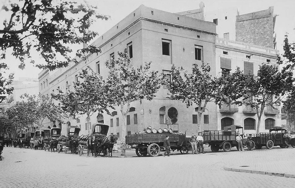 1-fbrica-moritz-cantonada-carrers-floridablanca-i-casanoca