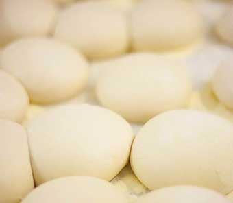 pizzeria-li-rioni-lirioni-it-impasto-lievitazione-24h-ore-sm_home_v2