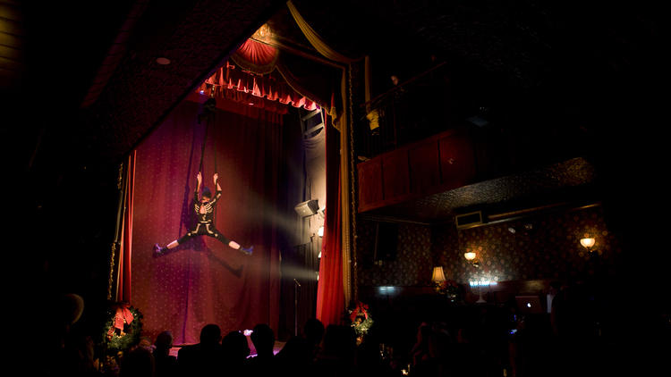 See a burlesque show at the Slipper Room