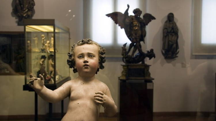 Admirar la terrassa del Museu Frederic Marès