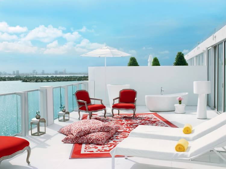 Hotels near PortMiami