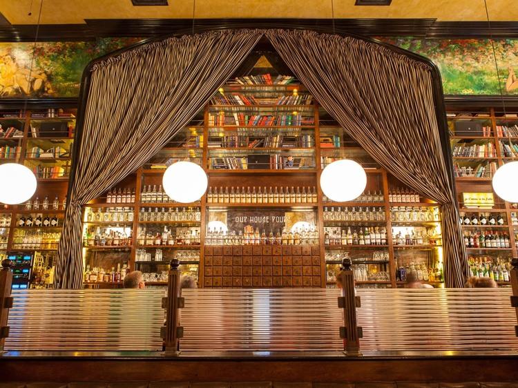 The best happy hour deals in Santa Monica