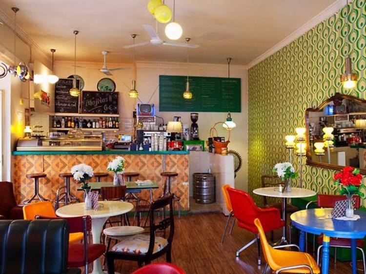 Lolina Vintage Café