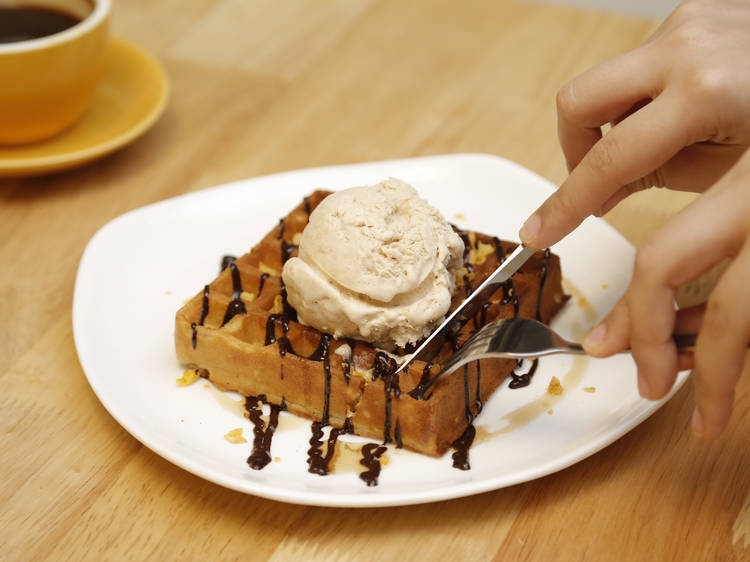 IDC (Ice Dreams Café)