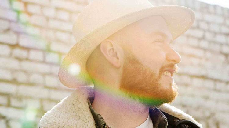 Julio Bashmore – ‘Knocking Boots’