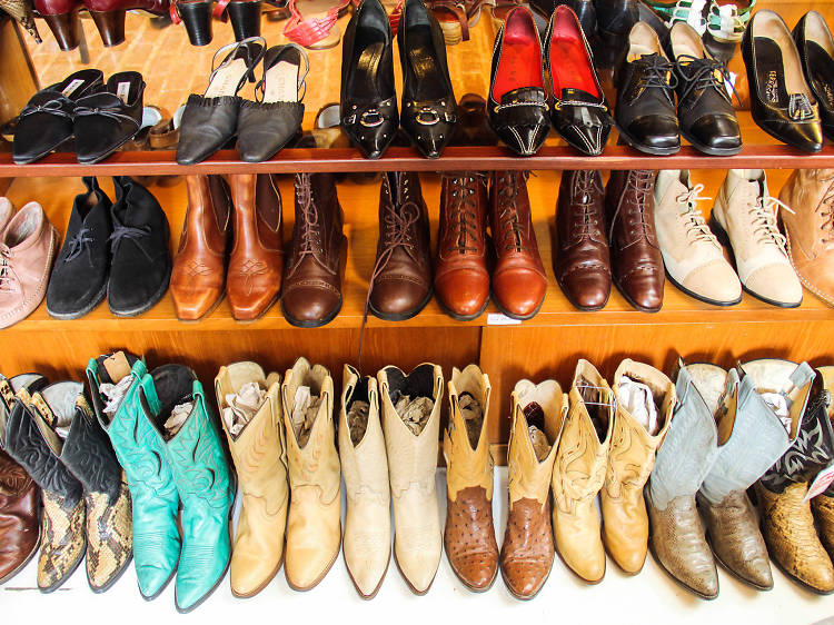 (un) FASHION Vintage Collection
