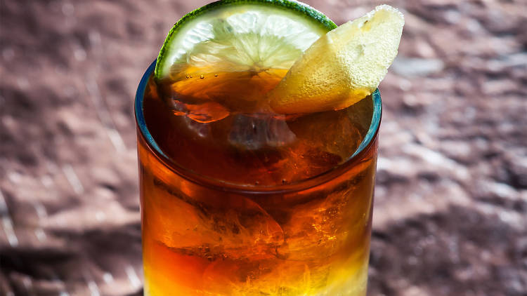 How to make a dark and stormy