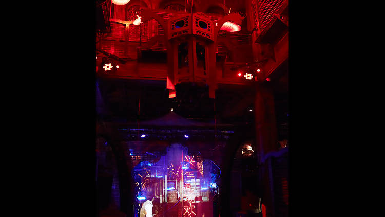Shanghai-inspired decoration