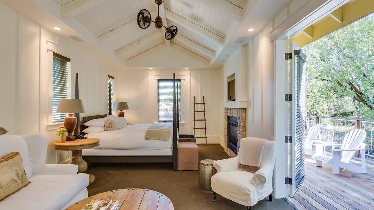 Farmhouse Inn