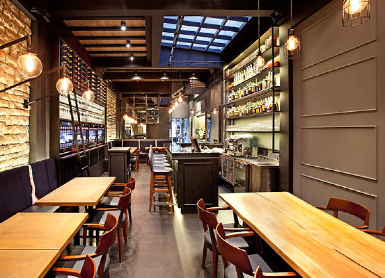 Napoleon Food and Wine Bar