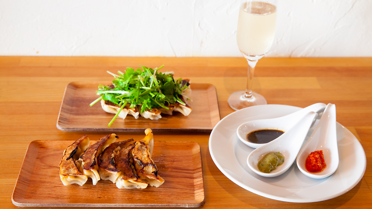 Gyoza Bar Comme a Paris
