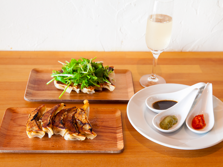 Gyoza Bar Comme a Paris