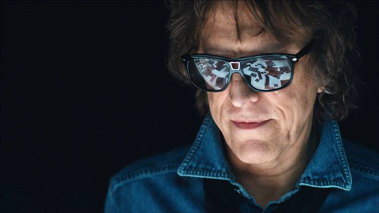 shot! the psycho-spiritual mantra of rock mick rock