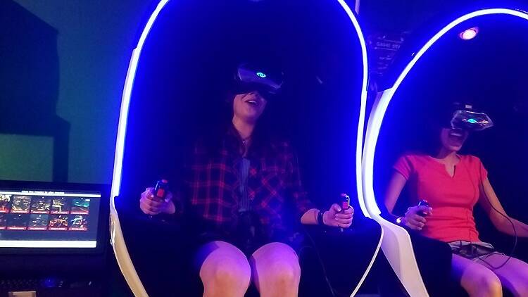 V-Owl Station VR Party