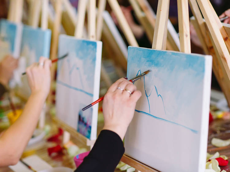 Paint and sip with these BYOB painting classes in NYC Paint and sip with these BYOB painting classes in NYC