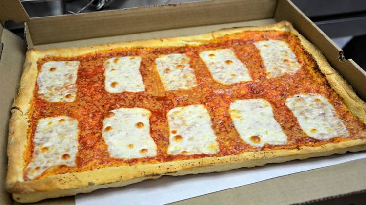 Rizzo’s Fine Pizza