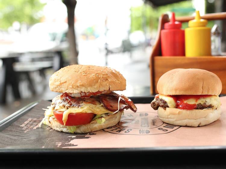 Andrew's Burgers