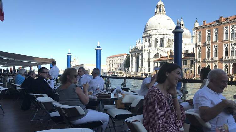 Bar Longhi