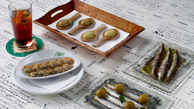 Tomar el aperitivo en Sant Antoni