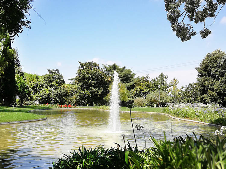 Fer una passejada per algun jardí amb encant