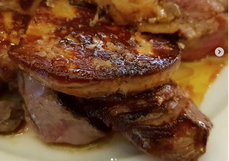 Un filete con foie gras del Vaso de Oro