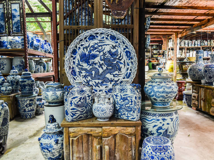 Bring home a piece of history from Thow Kwang Pottery