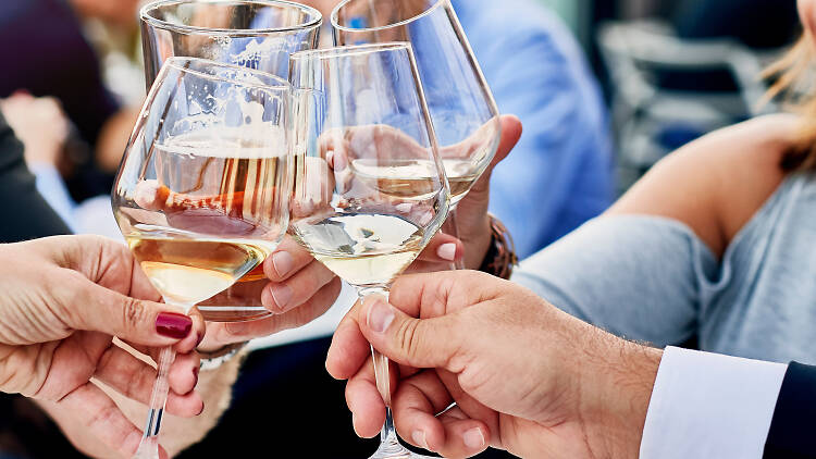 The absolute best bars for 5 à 7 and happy hour in Montreal