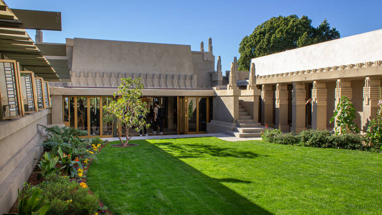Step inside Frank Lloyd Wright’s handsome Hollyhock House