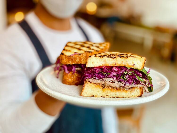 Roast sirloin sandwich from Plus61