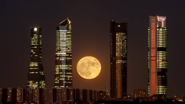 Cuatro Torres Business Area