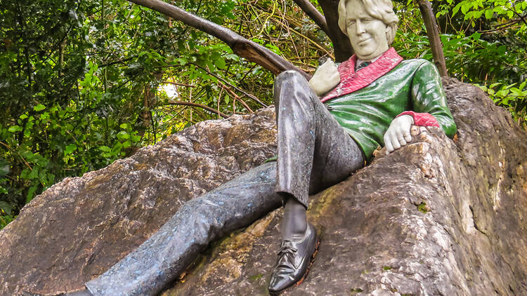 Oscar Wilde Memorial Sculpture