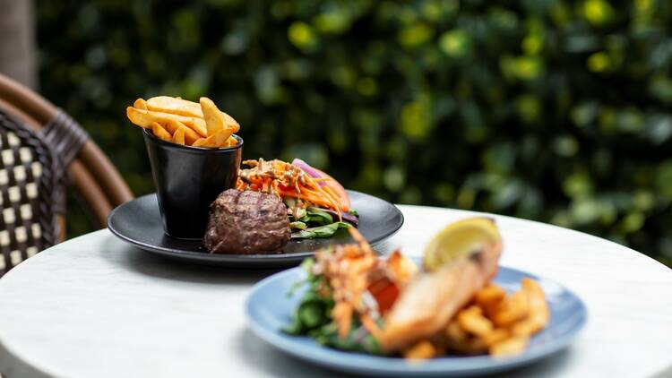 Gilhooley’s Irish Pub and Restaurant  steak