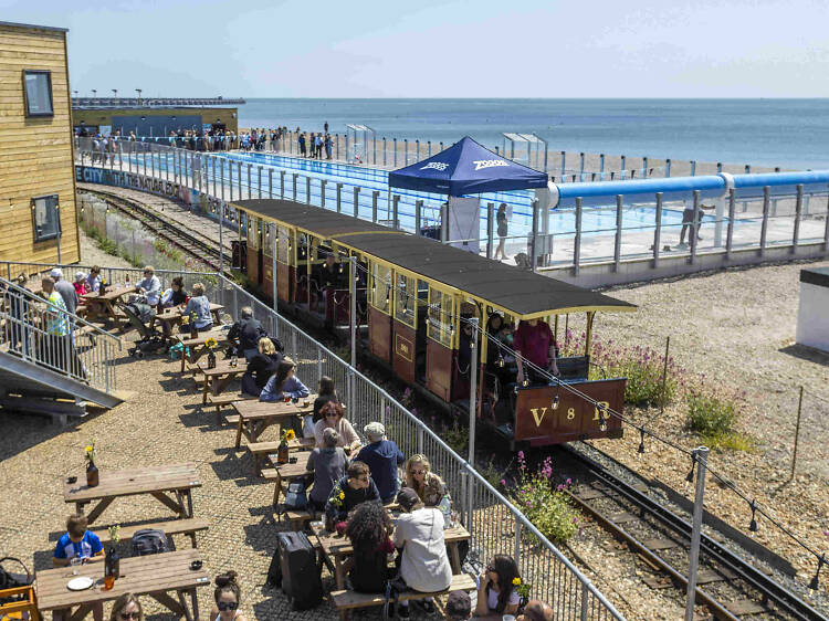 Take a dip at Sea Lanes