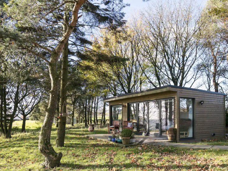 A romantic escape in the woods of Diggle