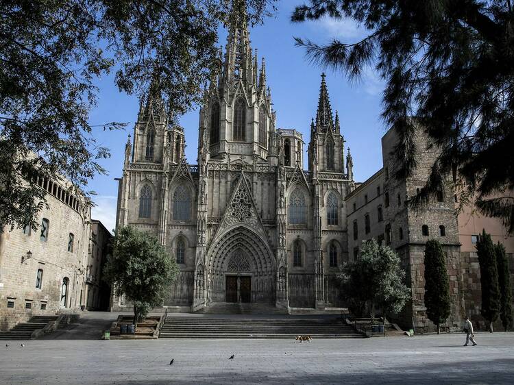 Entrar a la Catedral de Barcelona