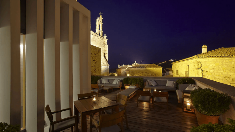 El mejor destino gastronómico para una escapada está a dos horas de Madrid: Atrio Restaurante Hotel Relais Chateaux
