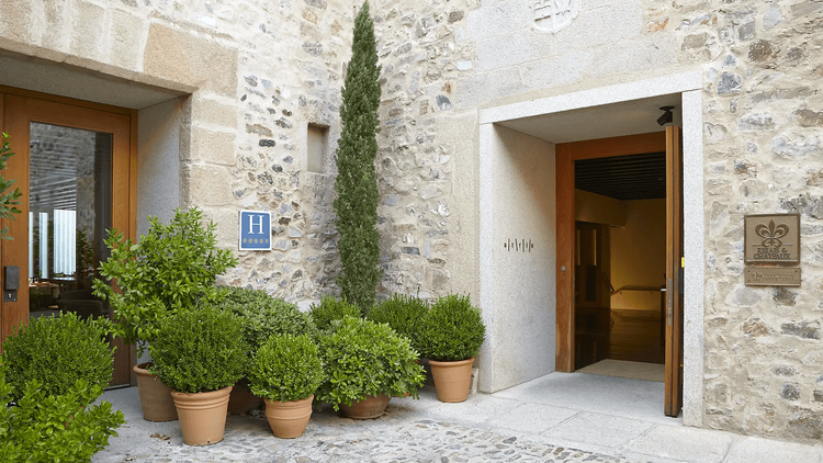 El mejor destino gastronómico para una escapada está a dos horas de Madrid: Atrio Restaurante Hotel Relais Chateaux