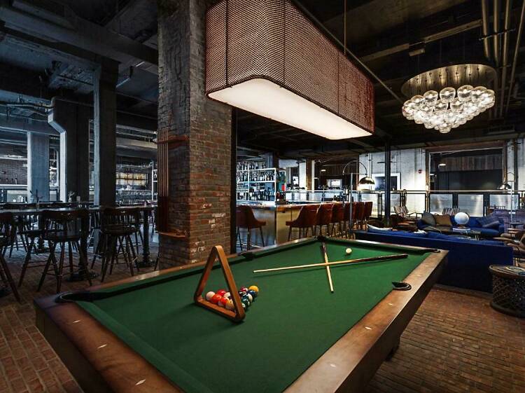 Crossroads Hotel