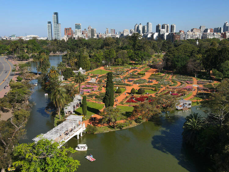 Walk or bike through El Rosedal