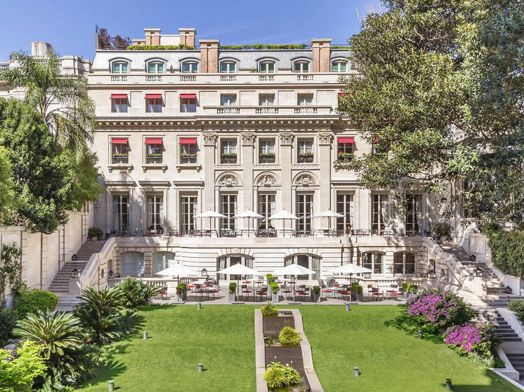 Go have tea in the gardens of the Duhau Palace