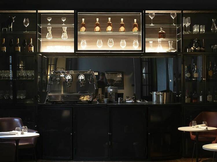 Dine at Aramburu