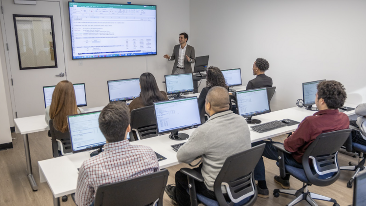 Financial Analyst Training Program