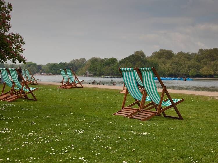 Hire a deck chair in one of London's royal parks, £4
