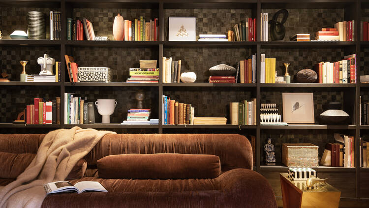 Library lounge at Jan Luyken Amsterdam hotel