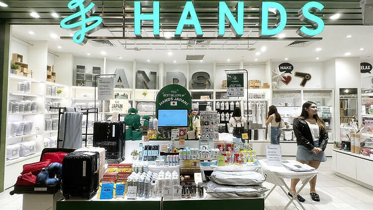 Hands