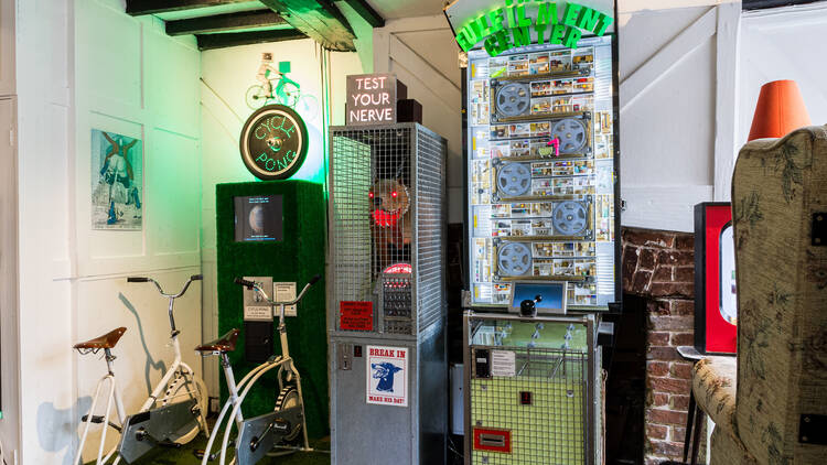 Get judged by an old-school robot, £5