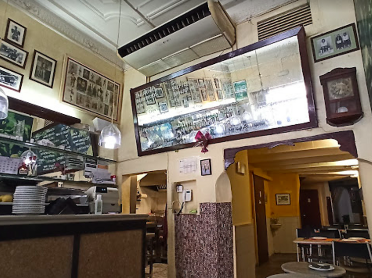 L'històric Bar Mundial del Born conservarà la barra i el mobiliari original