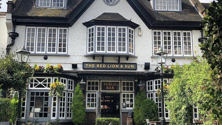 Red Lion and Sun