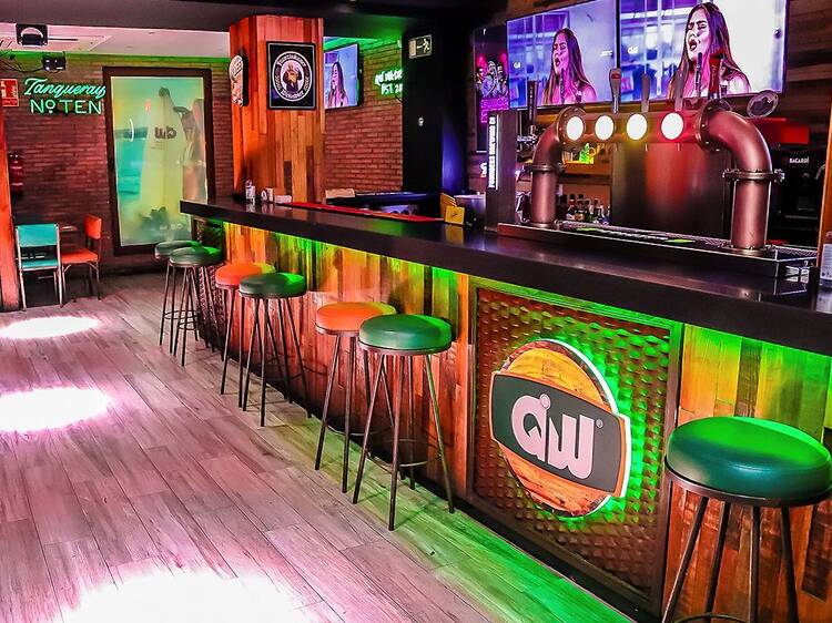 QW Bar & Pub